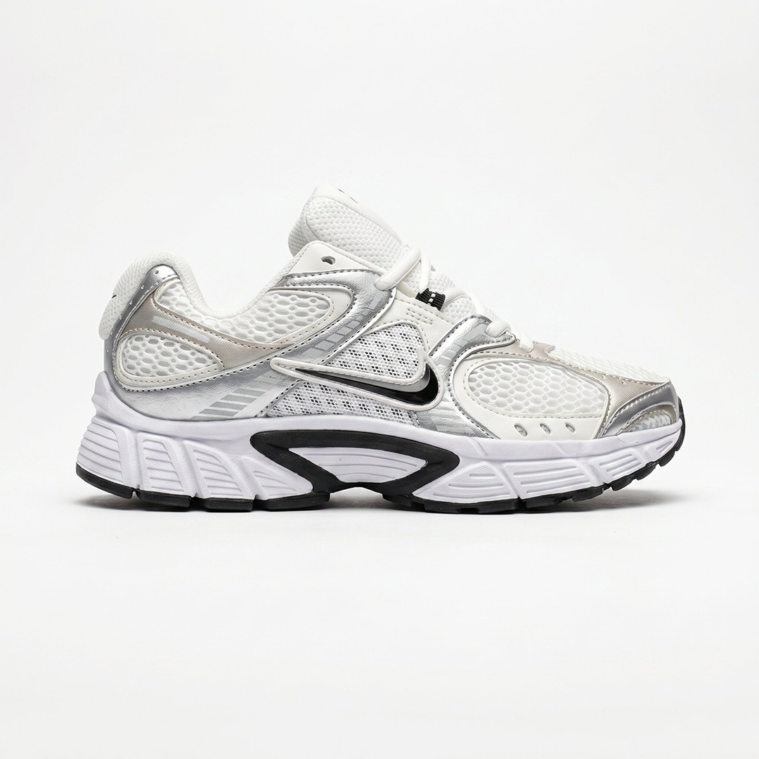 نایک وی فایو آر ان آر سفید متالیک نقرهای مشکی Nike V5 RNR White Vast Grey Metallic Silver Black