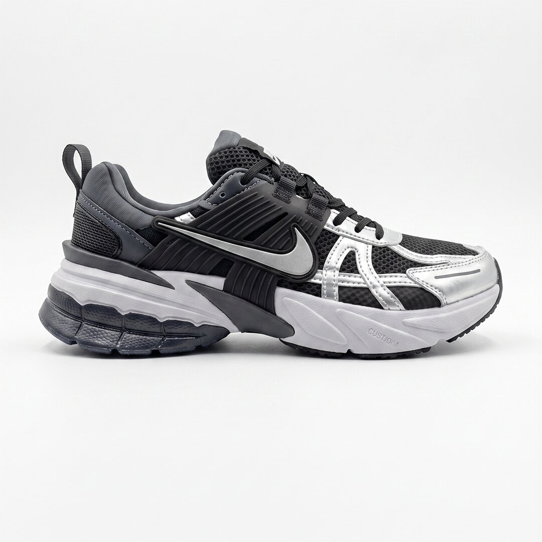 نایک وی تو کی ران مشکی نقرهای متالیک Nike V2K Run Black Metallic Silver